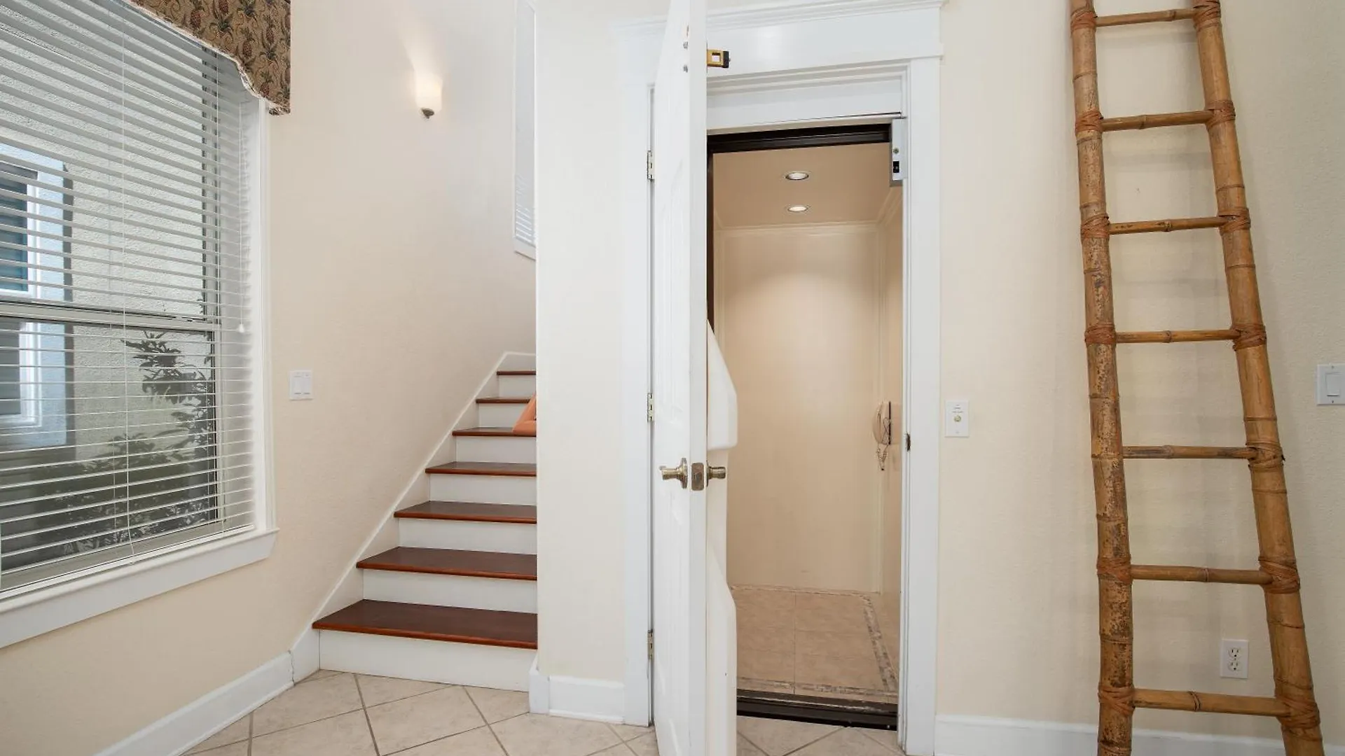 Golf Cart - Community Pool, Hot Tub And Beach Destin Holiday home